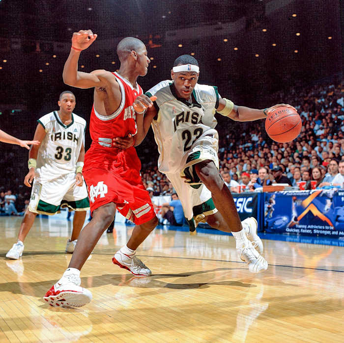 Long before his kids were doing the prep showcase thing, LeBron took St. V’s to L.A. and offed Mater Dei Prep on national TV.